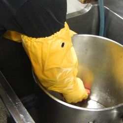 Luva Algodão/Poliéster Revestimento Total Nitrilo Amarelo 65cm - SHOWA