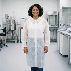 Bata Em Polipropileno Aperto Frontal Velcro - FIELD